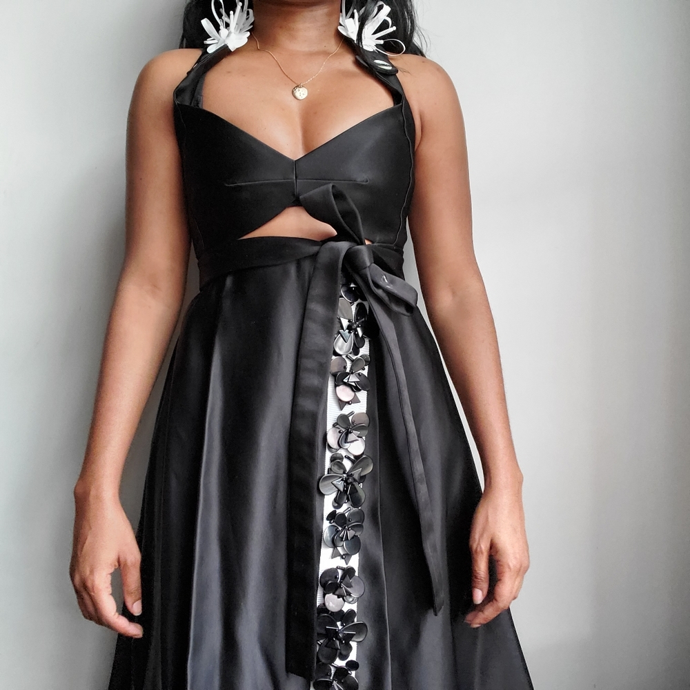 *SOLD* Miu Miu Spring 2017 Black Dress XS - Picture 1 of 8